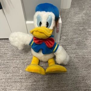 Disney Parks Donald Duck Plush, new with tags